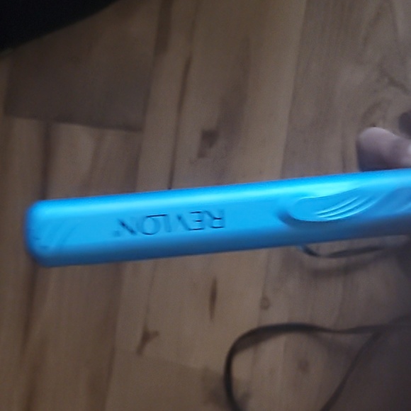 An professional upscale flatiron - Picture 3 of 6